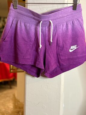 Nike Sweat Running Sprinter Athletic Yoga Ombre Shorts Women's Purple XS 0-2